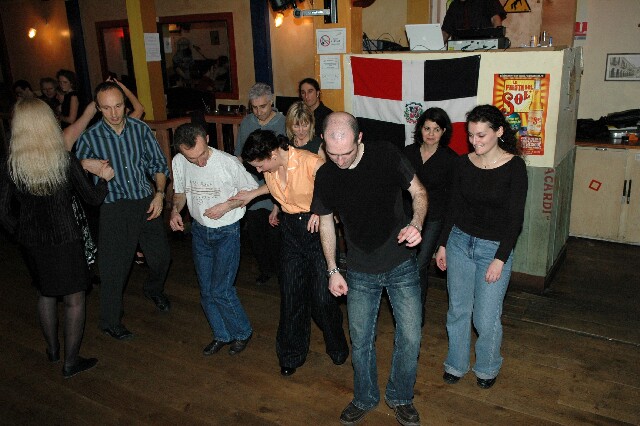 min 2006 12 05 latino 102